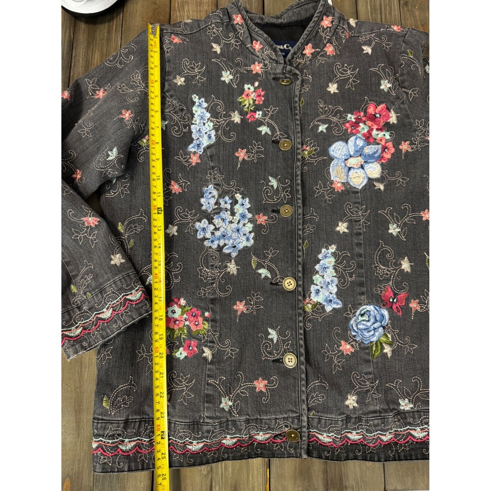 Denim & Co Floral Embroidered Denim Chore Coat Jacket Black Size Large - Picture 9 of 9